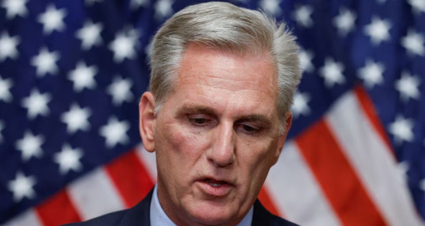 Former Speaker of the House Kevin McCarthy (R-CA) speaks to reporters after he was ousted from the position of Speaker by a vote of the House of Representatives at the U.S. Capitol in Washington, U.S. October 3, 2023. REUTERS/Jonathan Ernst 