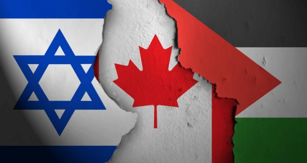 Canadian and Israeli flags are seen during a 2014 demonstration in support of Israel in Ottawa [File: Chris Wattie/Reuters]