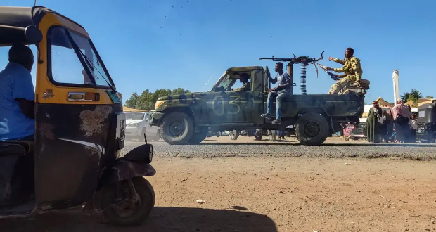 Fighters from a paramilitary force battling the army for eight months advanced into the city of Wad Madani