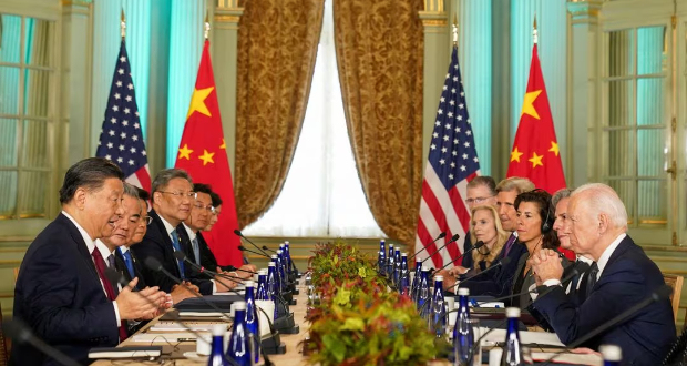 U.S. President Joe Biden and Chinese President Xi Jinping attend a bilateral meeting at Filoli estate on the sidelines of the Asia-Pacific Economic Cooperation (APEC) summit, in Woodside, California, U.S., November 15, 2023. REUTERS/Kevin Lamarque/File Photo