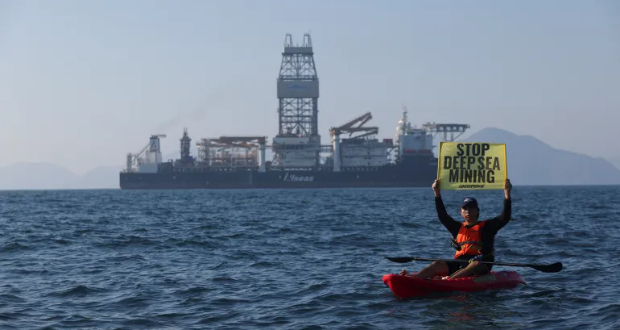 Many scientists and conservationists are calling for a pause or moratorium on plans for deep-sea mining [Gustavo Graf/Reuters]