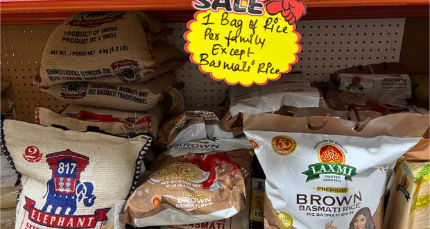 Purchase limits were imposed on rice in a grocery store in Canada after India's export ban
