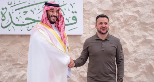 In May, Saudi Crown Prince Mohammed bin Salman hosted Ukraine's President Volodymyr Zelenskyy during the Arab League summit in Jeddah [File: Bandar Al-Jaloud/SPA via AFP]