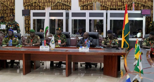 The ECOWAS Committee of Chiefs of Defense staff brief the press on plans to deploy its standby force to the Republic of Niger, in Accra, Ghana, August 18, 2023. REUTERS/Francis Kokoroko Acquire Licensing Rights