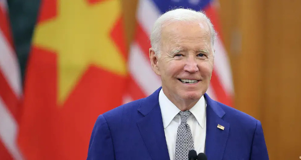 Vietnam has elevated its ties with the United States to its highest diplomatic status, comprehensive strategic partner