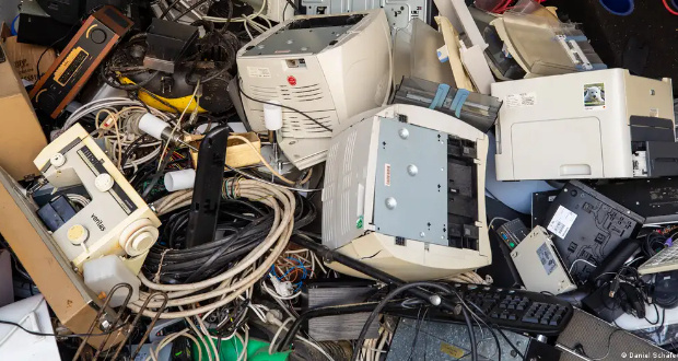 Two UN agencies have warned of an electronic waste 'catastrophe'