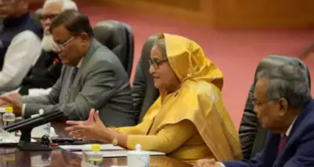 Bangladesh PM Sheikh Hasina and her delegation attend a meeting with Chinese President Xi Jinping (Reuters photo)